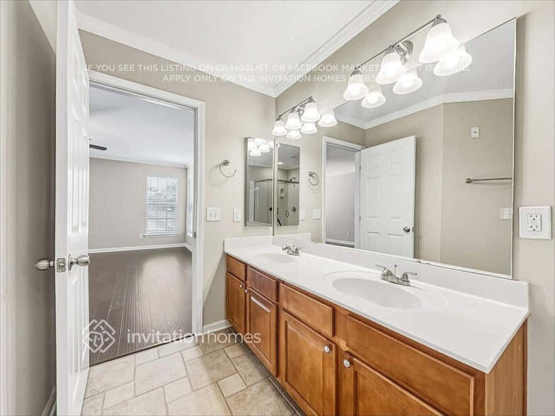 Building Photo - 6918 Olmsford Dr