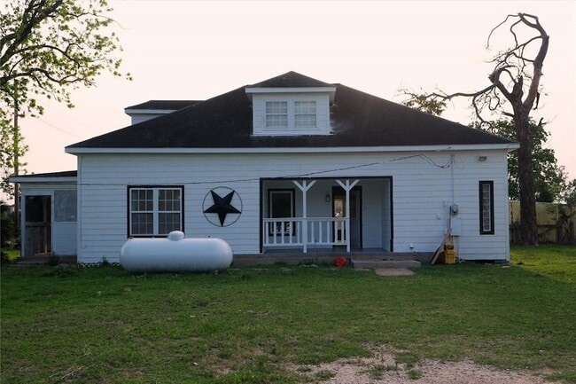 Building Photo - 24206 Longenbaugh Rd
