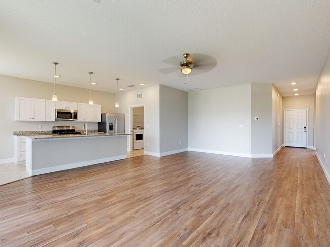 Floorplan - Eleven Oaks