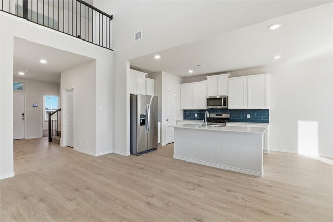 Building Photo - 115 Sophie Dr