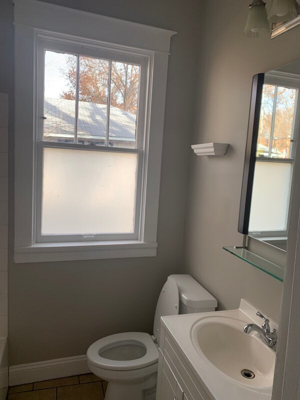 Building Photo - 2022 Schaeffer Pl