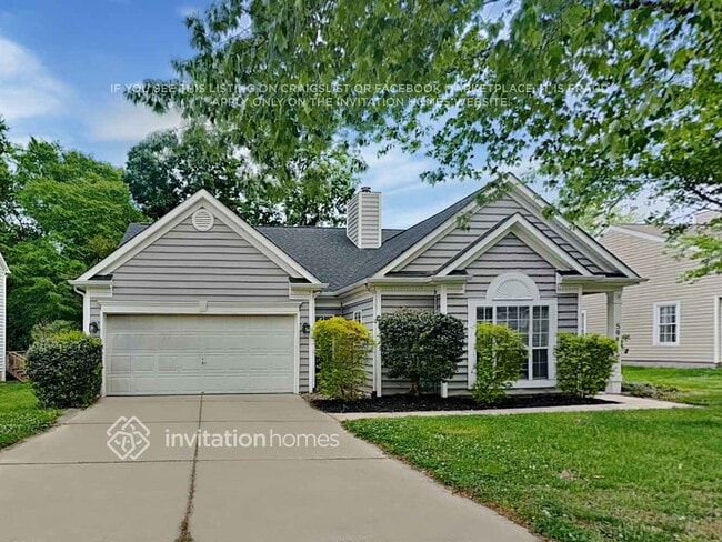 Building Photo - 594 Viking Pl SW