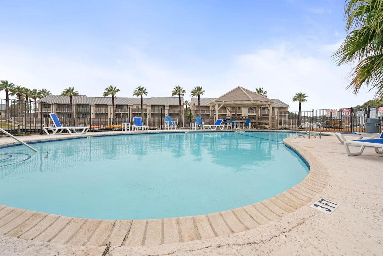 Building Photo - 1902 Bayhouse Dr