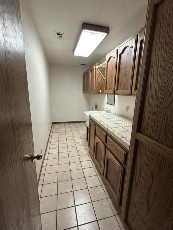 Building Photo - 15370 Tacony Rd