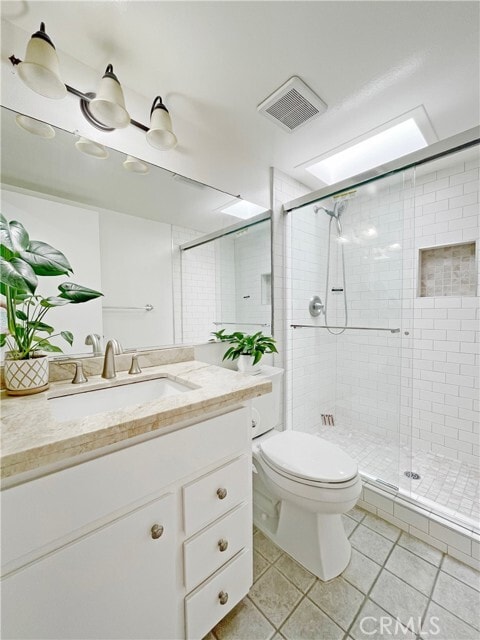 Building Photo - 2052 S June Pl