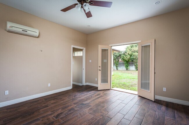 Building Photo - 100 Timber Rock Dr