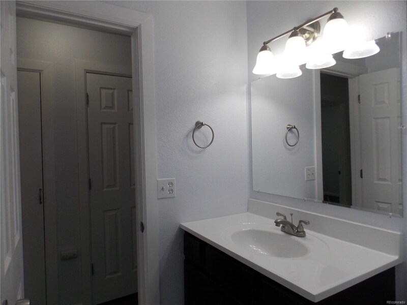 Building Photo - 3618 E 91st Ave