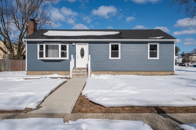 Building Photo - 93 Garfield Ave