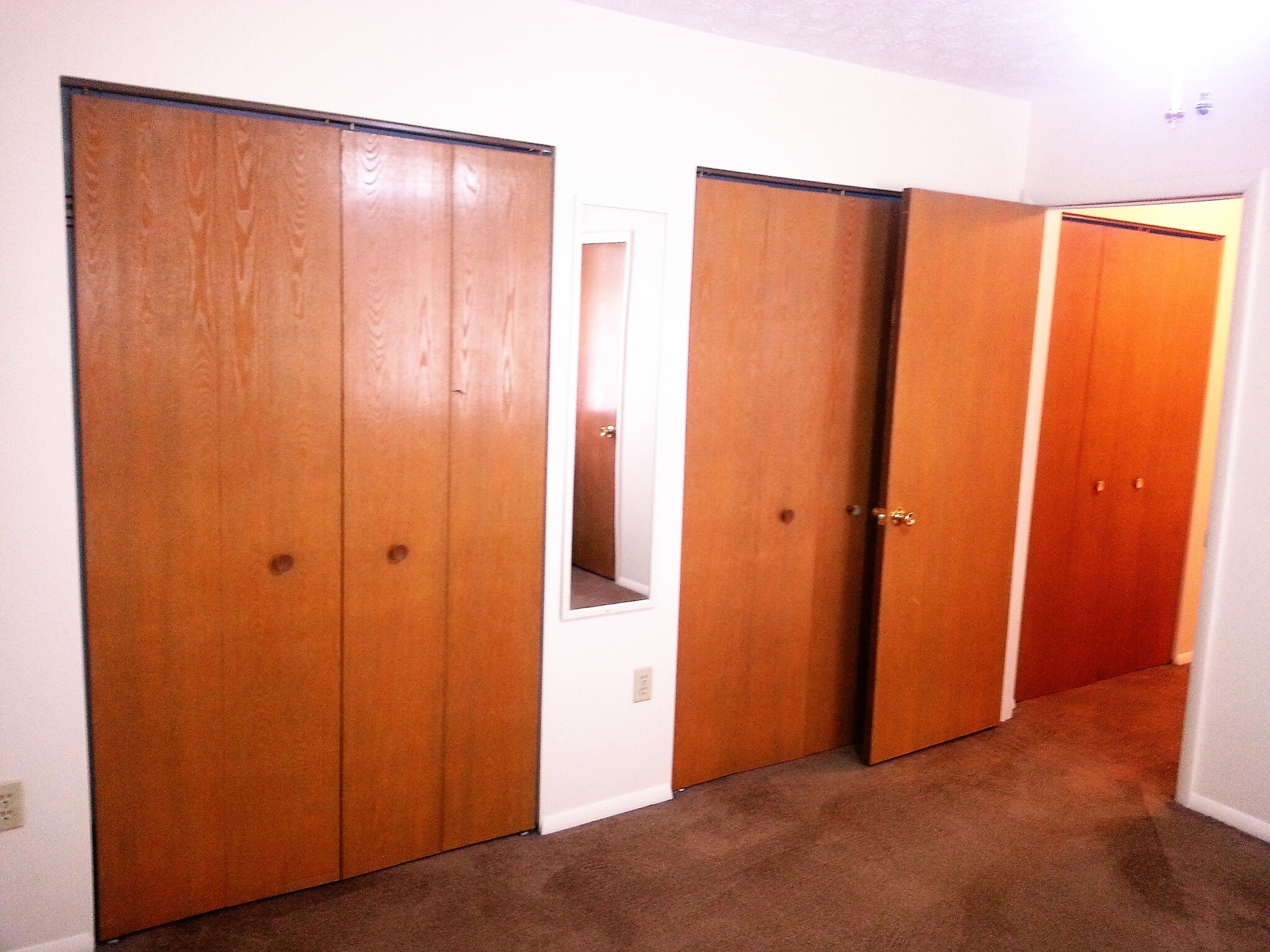Bedroom Closets - 4011 Rockwell Ave