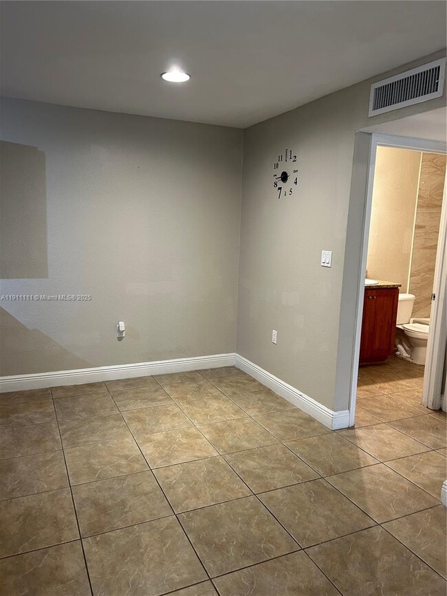 Building Photo - 15551 SW 104th Terrace