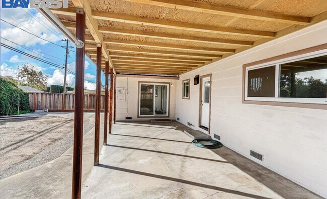 Building Photo - 3118 Capewood Ln