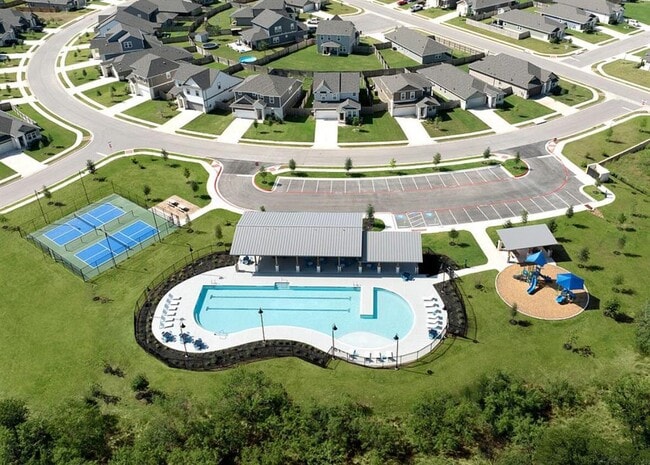 Building Photo - 126 Short Toed Swoop