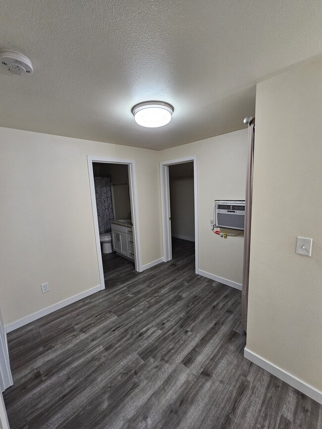 Building Photo - 12822 117th St E