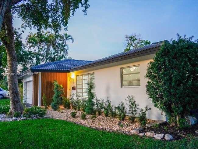 Building Photo - 7951 NW 37th Dr