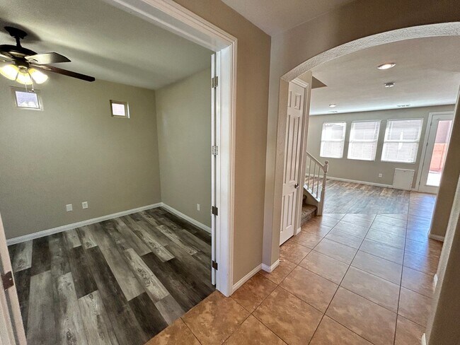 Building Photo - Beautiful 4/Bed/3Bath/2Car Two-Story Home with Loft and Office in Providence!