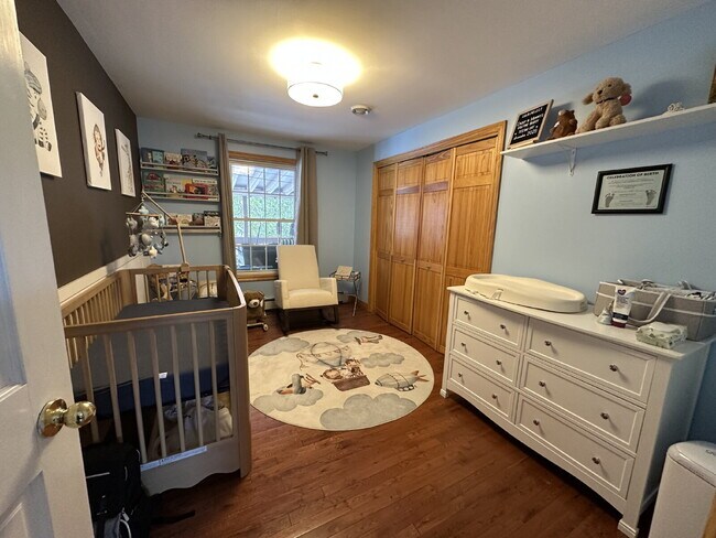 Building Photo - Executive-Style 3BR Single-Family Home on Quiet Dead-End Street – South Portland