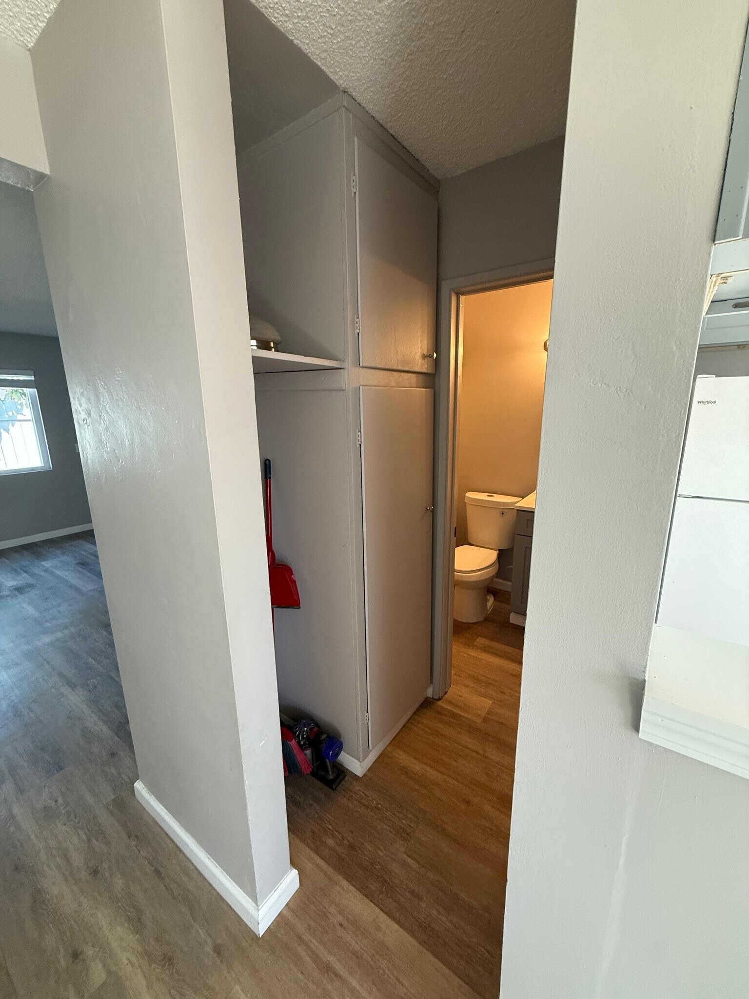 Building Photo - 474 Delaware St