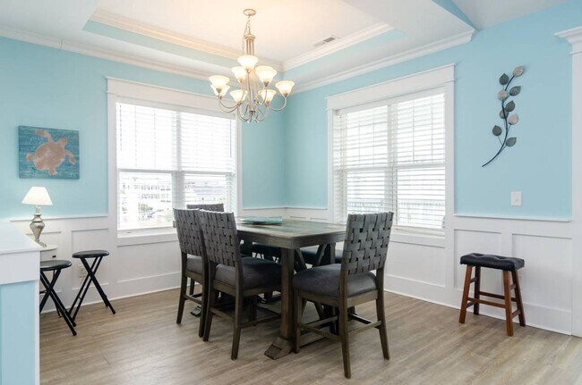 Building Photo - 1211 Fort Fisher Blvd N