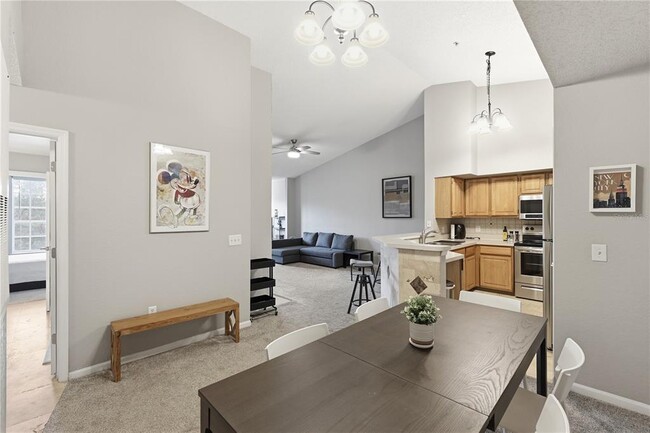 Building Photo - 13001 Mulberry Park Dr