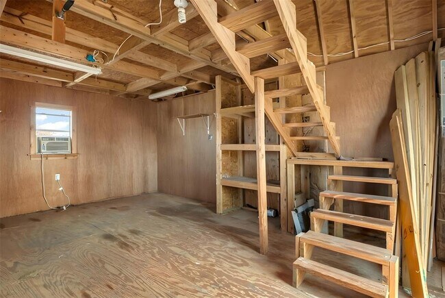 Building Photo - 167 Hay Meadow Rd