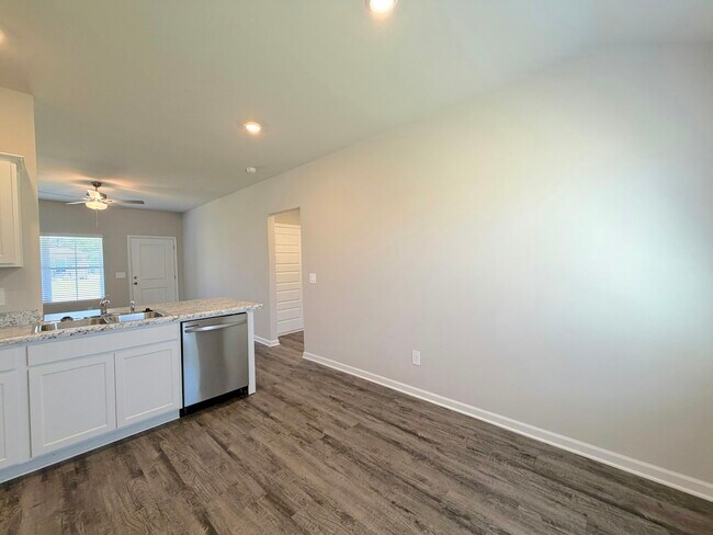 Building Photo - 107 Olde Hearth Rd