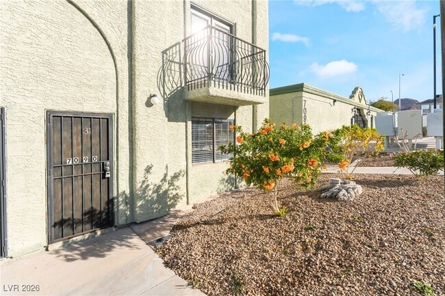 Building Photo - 7090 Burcot Ave