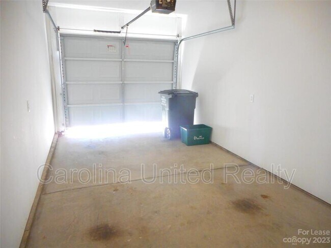 Building Photo - 418 Windsor Gate Dr