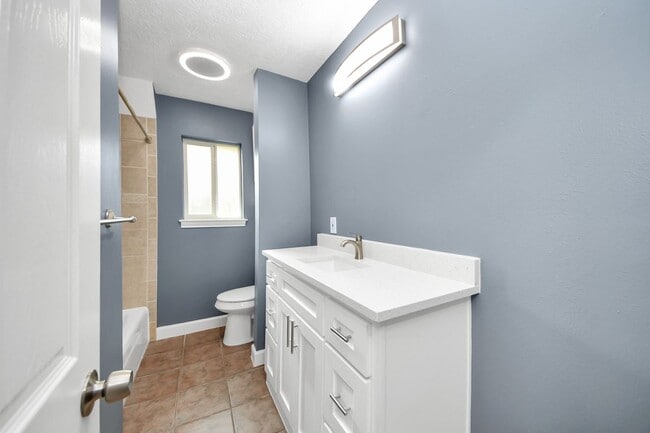 Building Photo - 12503 Foxburo Dr