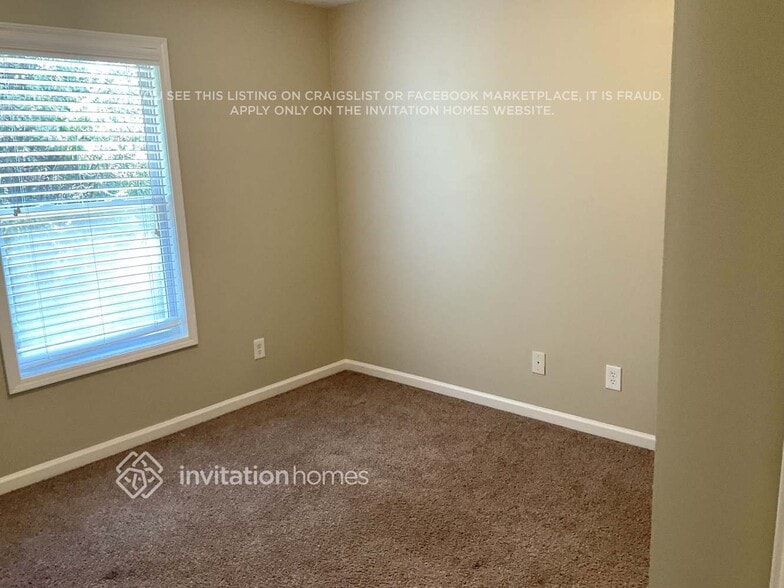 Building Photo - 1917 Peach Shoals Cir