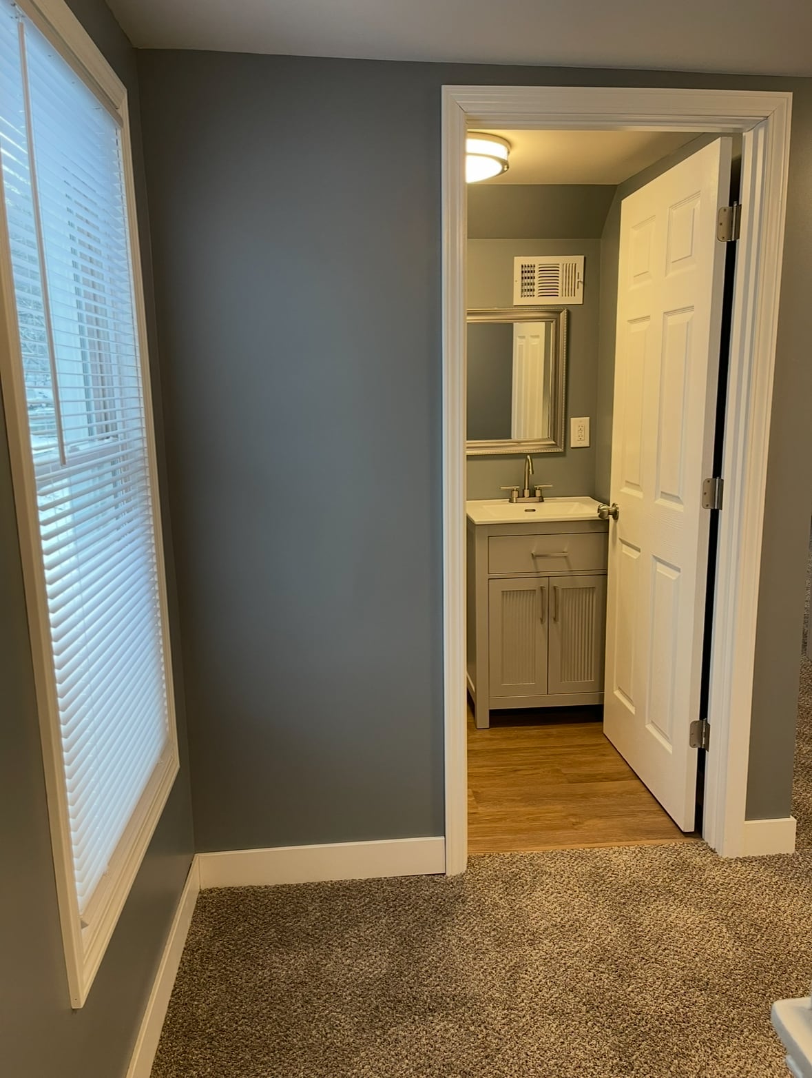 Building Photo - 1032 Denner St