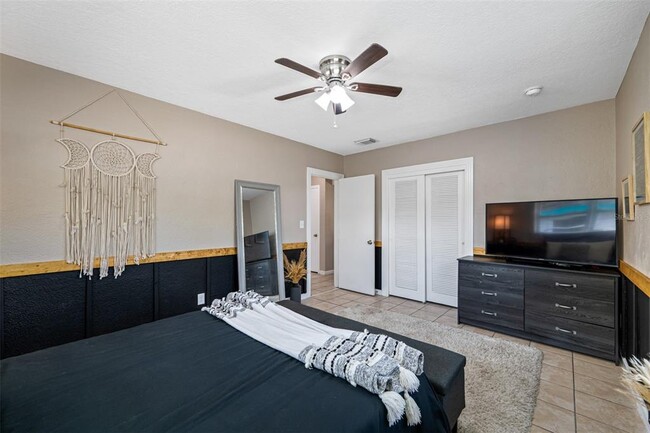 Building Photo - 1411 Pine Brook Dr