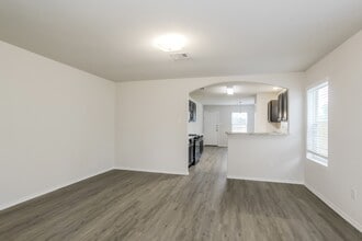 Building Photo - 325 Shelby Meadow Dr