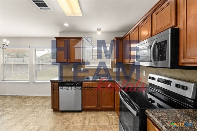Building Photo - 5512 Lions Gate Ln