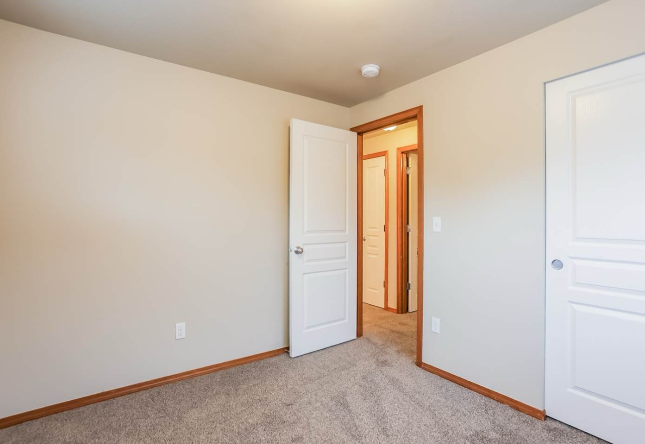 Building Photo - 6231 Charlotte Ave SE