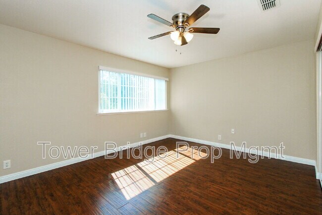 Building Photo - 6606 Raywood Ct