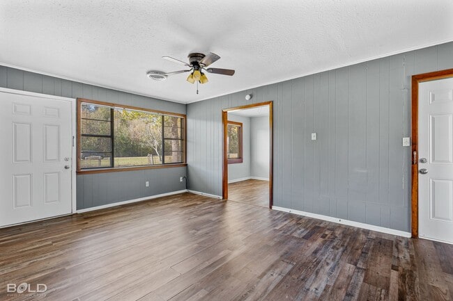 Building Photo - 177 Barbeque Rd