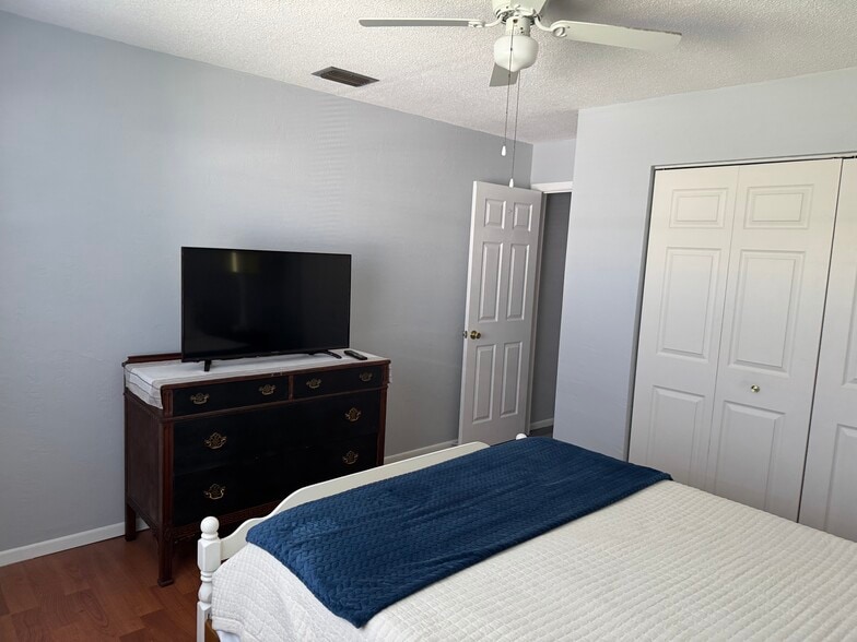 Guest Bedroom #1 - 1063 Wexford Way