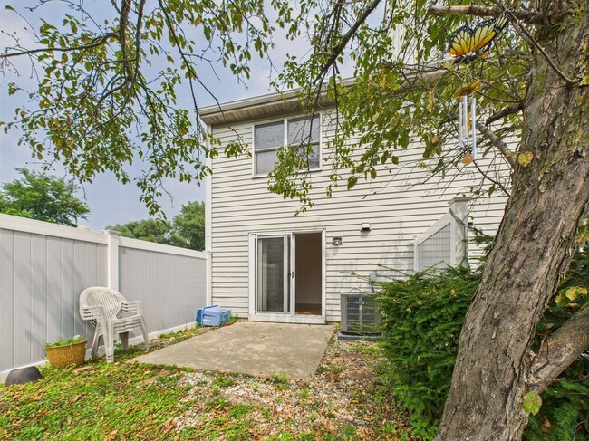 Building Photo - 68 Joiners Rd