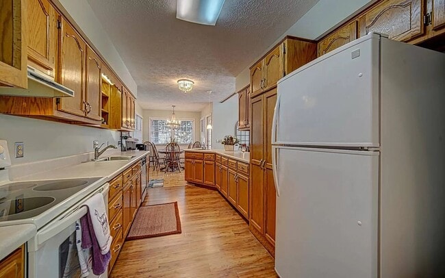 Building Photo - 1896 Bell Eagle Dr