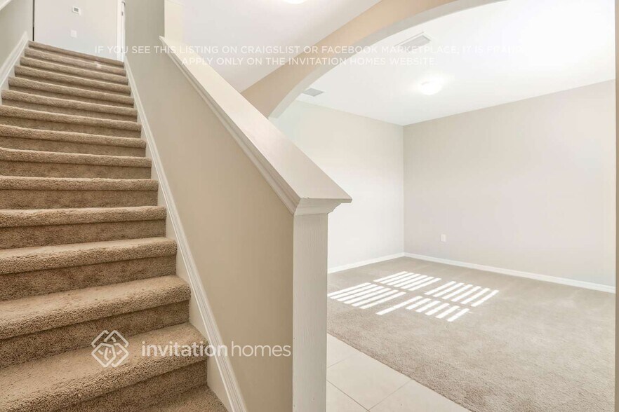 Building Photo - 3427 Cancun Ct