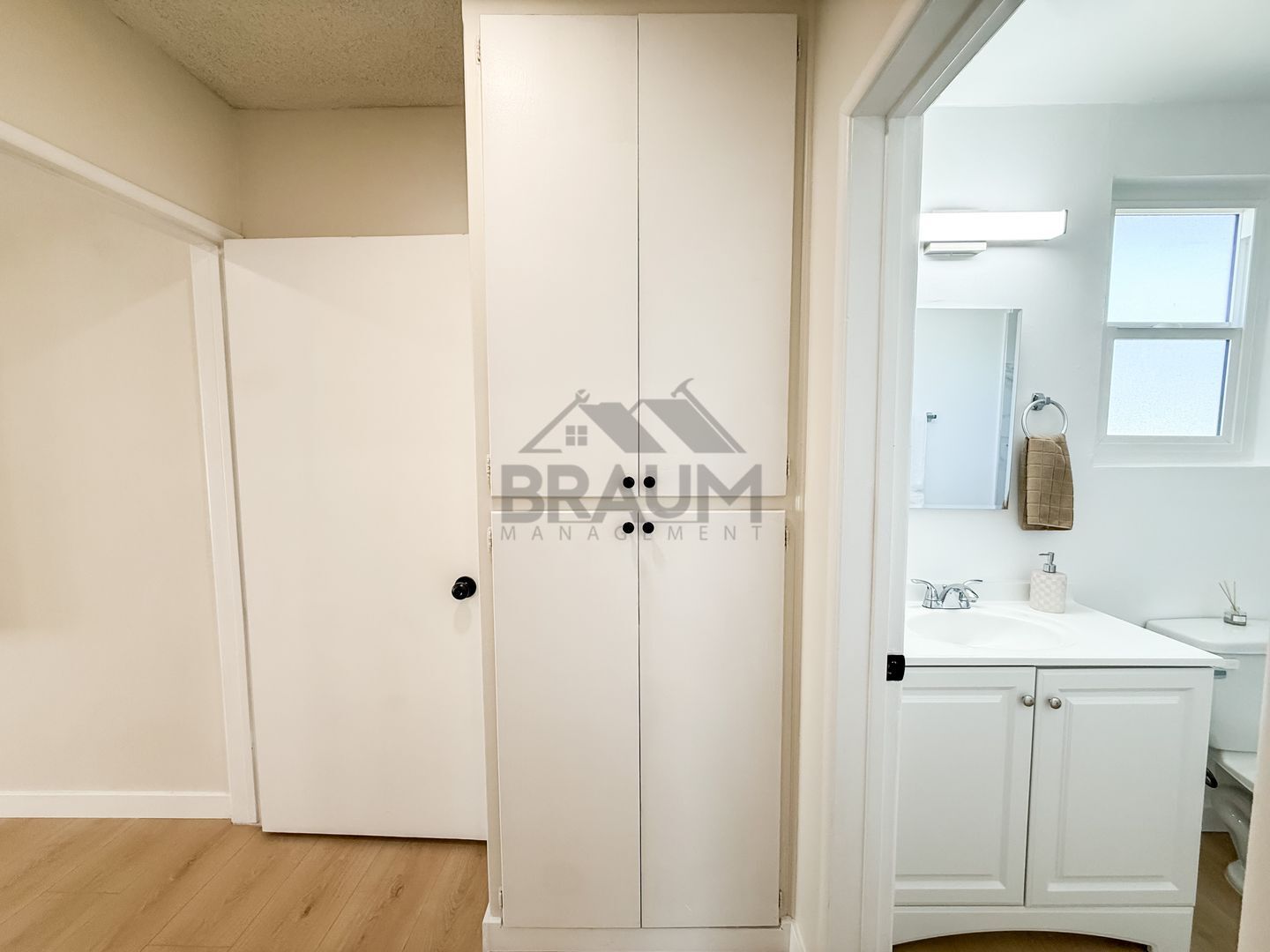 Building Photo - 19405 Haynes St