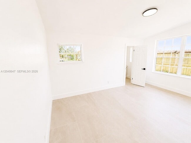 Building Photo - 2649 Key Largo Ln
