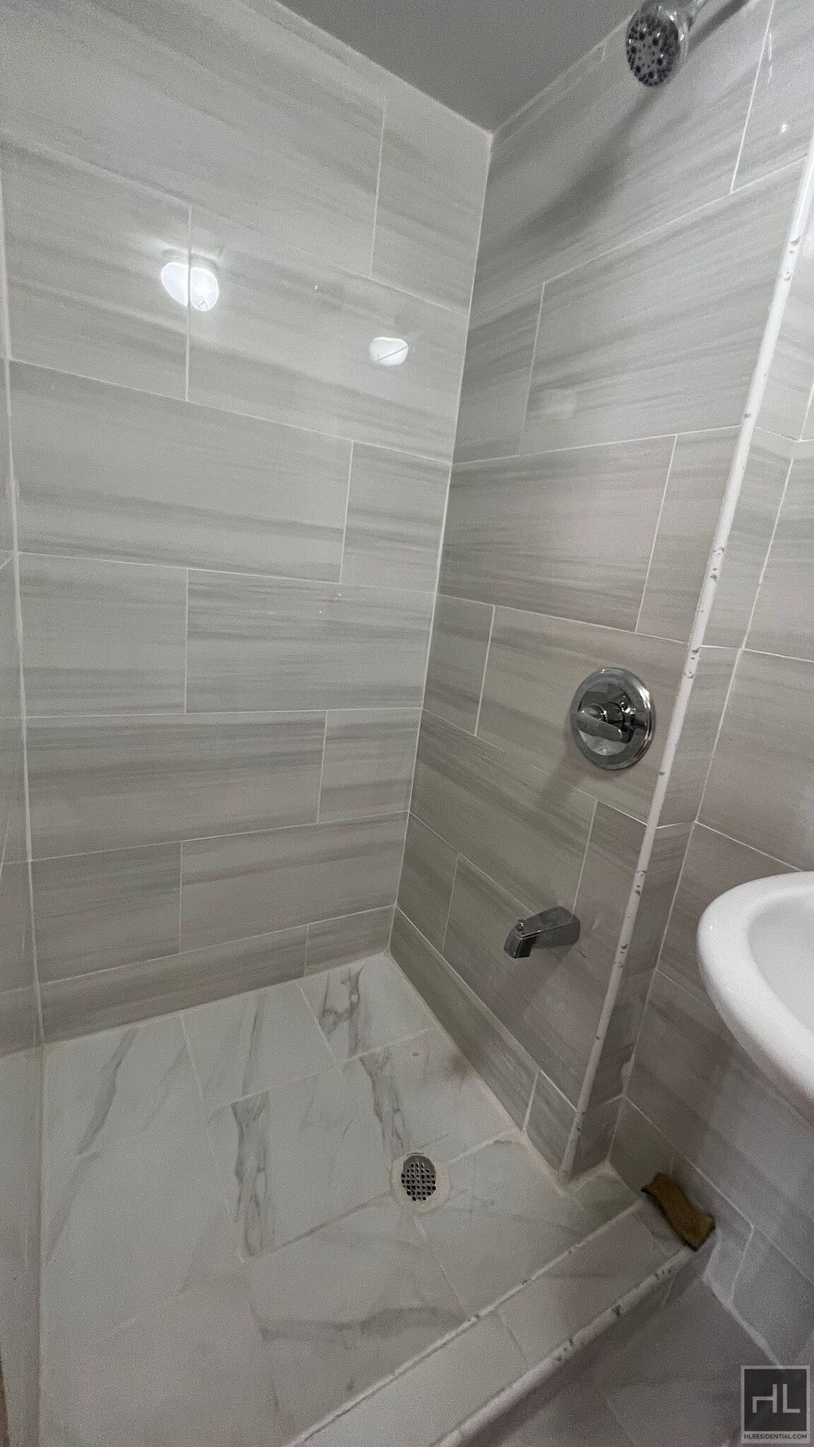 Building Photo - 687 EAST 46 STREET