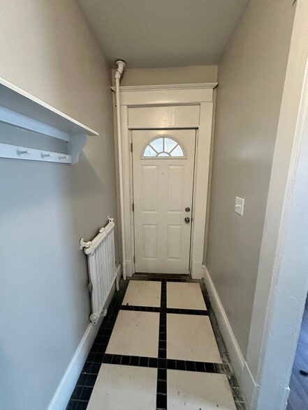 Inside Entrance - 106 S Raleigh St