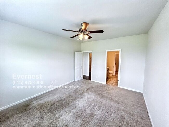 Building Photo - Spacious and Beautiful 5-Bedroom Home / Av...