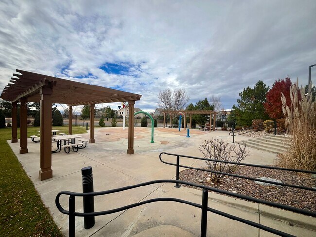 Building Photo - Beautifully Renovated 4-Bedroom Home in Canterberry Crossing