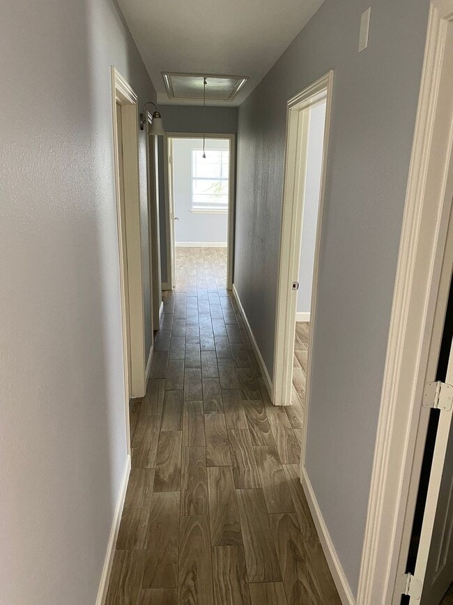 Building Photo - Gorgeous all renovated Home in Sour Lake, TX!