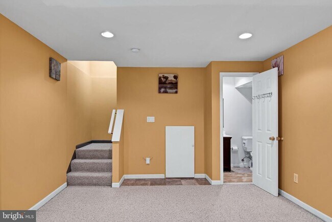 Building Photo - 3289 Kinross Cir