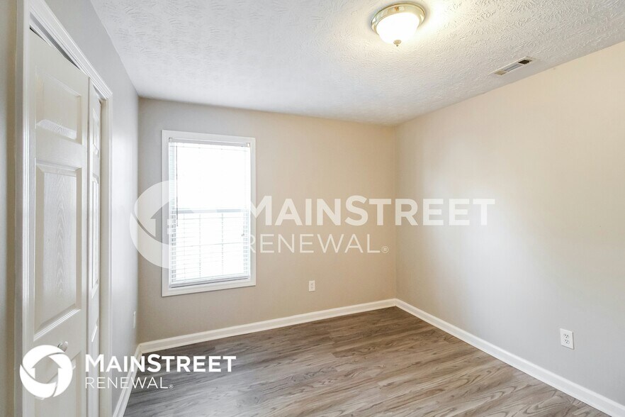 Building Photo - 120 Eagle's Crest Ln