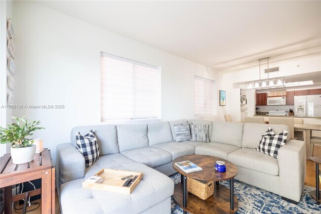 Building Photo - 7275 SW 90th St